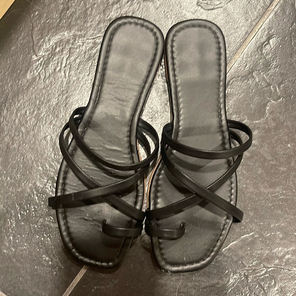 Black sandals size 7.5